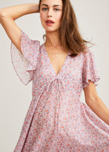 Load image into Gallery viewer, Flowy Floral Dress