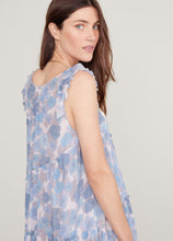 Load image into Gallery viewer, Airy Ruffled Sleeve Dress
