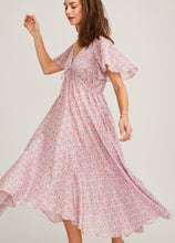 Load image into Gallery viewer, Flowy Floral Dress
